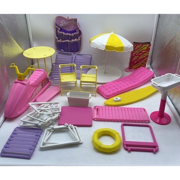 Vintage Barbie Furniture 1980’s Beach Patio Mixed Lot - Picture 1 of 9